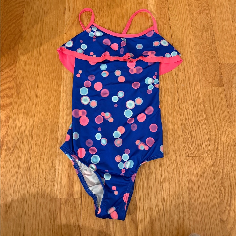 Lands End cute one piece bathing suit. Ruffle on the front.